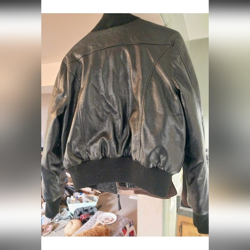 Jacket - Picture 4 of 4